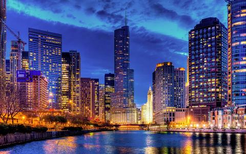 芝加哥，伊利诺伊州，美国，城市夜景，摩天大楼，建筑物，河，灯壁纸