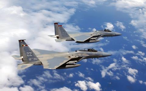 F 15C老鹰飞过冲绳高清壁纸