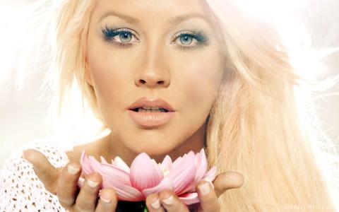 Christina Aguilera Lotus壁纸