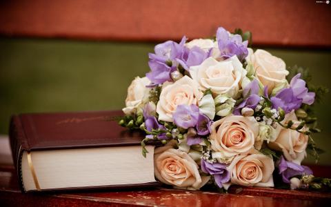 Book & Bouquet Of Roses wallpaper