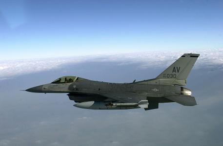 F-16战斗机猎鹰壁纸
