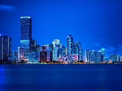 迈阿密，佛罗里达州，晚上，灯，城市，建筑，蓝色壁纸