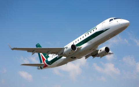 意大利，意大利航空公司巴西航空工业公司E175飞机，飞行壁纸