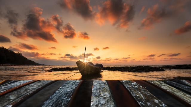 夕阳下的船舶码头风景图片