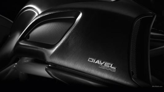 杜卡迪Diavel AMG黑色高清壁纸