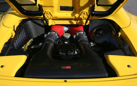 法拉利458 Italia Novitec Rosso发动机碳纤维高清壁纸