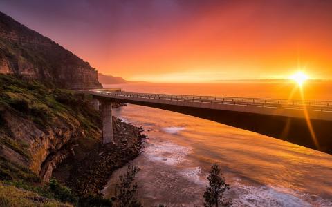 海崖桥，澳大利亚新南威尔士州，日落，山，海，红色的天空壁纸