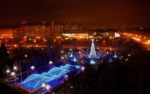 圣诞灯在乌克兰壁纸