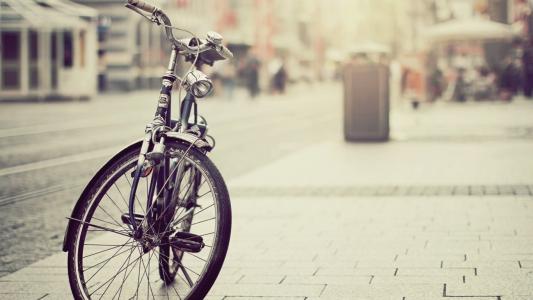 自行车温暖的人行道高清壁纸