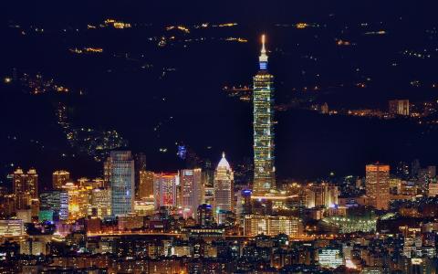 台北，夜晚的城市，摩天大楼，照明壁纸