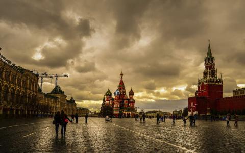 莫斯科，红场，黄昏，多云的天空壁纸