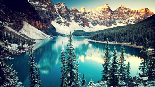 加拿大冰碛湖高清壁纸