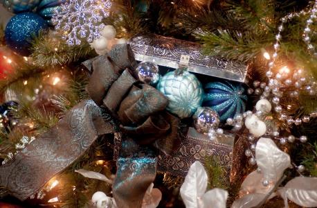 圣诞树，棺材，丝带，饰品，玩具，度假，心情壁纸