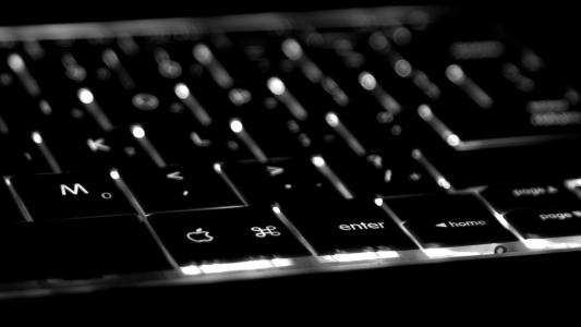 Mac Glow键盘最佳桌面图像壁纸