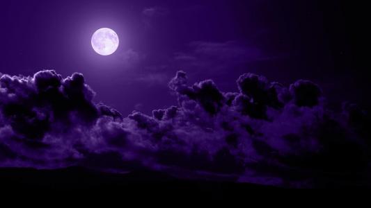 满月紫色的天空壁纸