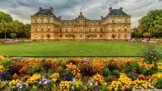 巴黎城堡壁纸的花园