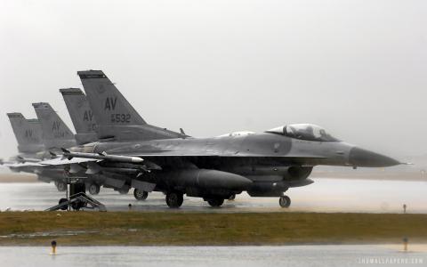 F 16战斗猎鹰行动伊拉克自由壁纸