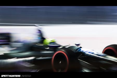 赛车一级方程式赛车F1 Motion Blur高清壁纸