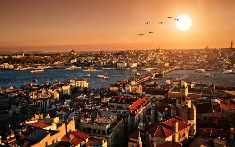 土耳其伊斯坦布尔，美丽的城市风景，日落，建筑，房屋，河流壁纸