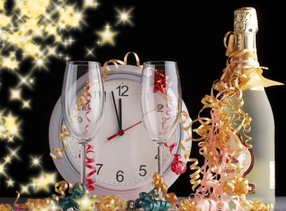 新的一年，圣诞节，香槟，眼镜，五彩纸屑，时钟，午夜，盛宴壁纸