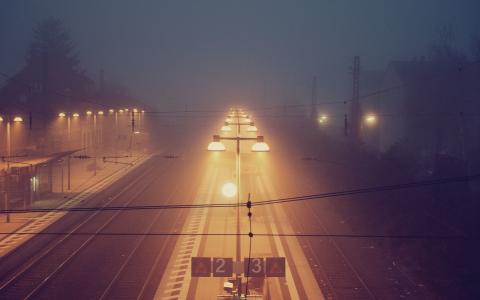 火车站，夜，雾，灯，铁路壁纸