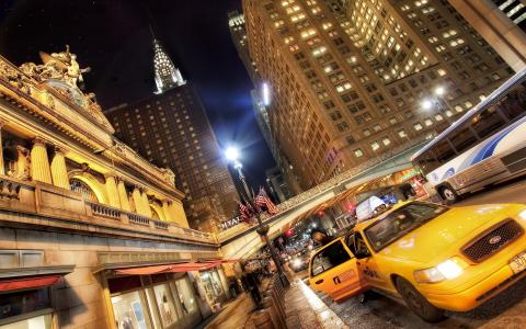 美国城市，夜晚，摩天大楼，出租车，灯光壁纸
