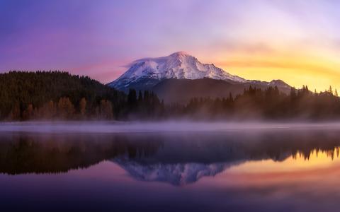 美国，加利福尼亚州，沙斯塔山，湖，早晨，雾壁纸