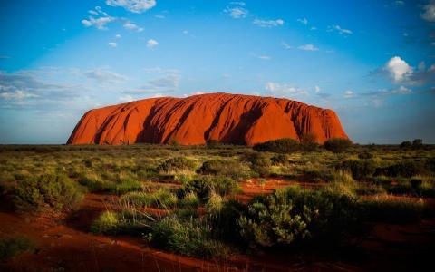 艾尔斯岩在澳大利亚壁纸