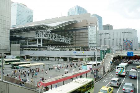 在大阪站附近的免费图片