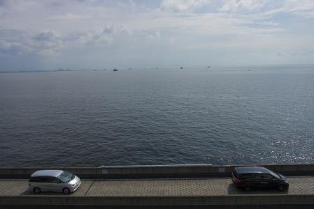 从Umihotaru看到的海和高速公路的免费照片