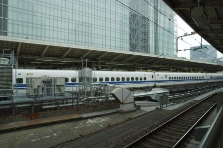 从东京站回家的新干线免费照片