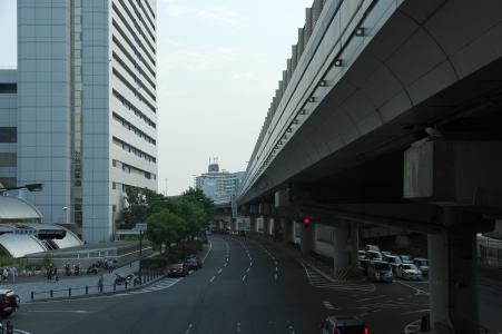 神户站前的道路免费照片
