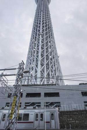 东京天空树和京成电铁免费股票照片