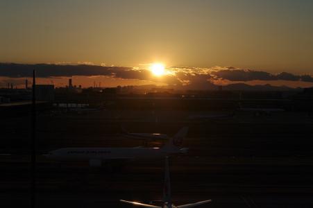 羽田机场和日落的免费股票照片