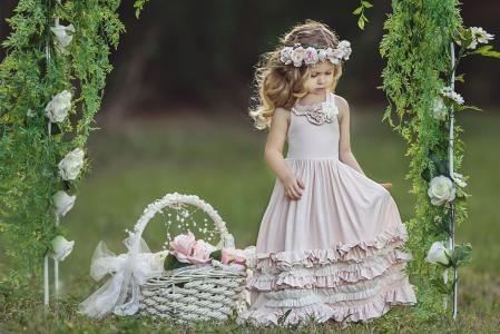 伊琳娜Chernousova，女孩，孩子，卷发，服饰，装饰，花圈，鲜花，玫瑰，篮子