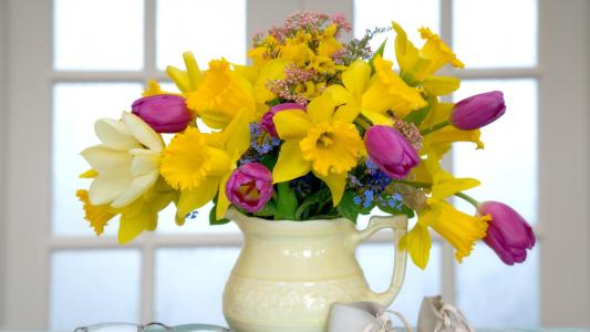 黄色，水罐，花束