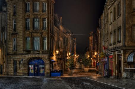 夜晚的城市，梅斯，法国的灯光