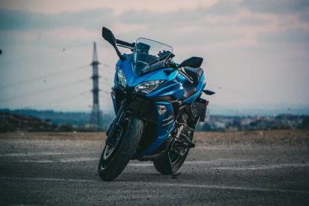 川崎，摩托车