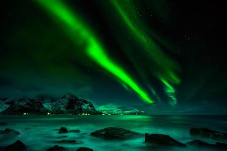 自然，极光，山，湖，罗弗敦，挪威，摄影师阿德南Bubalo