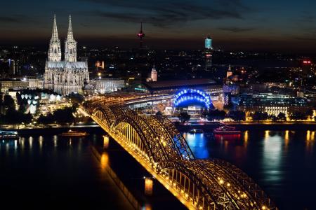 科隆，德国，科隆大教堂，Hohenzollern桥，建筑，莱茵河，城市，建筑，城市景观，灯，夜间