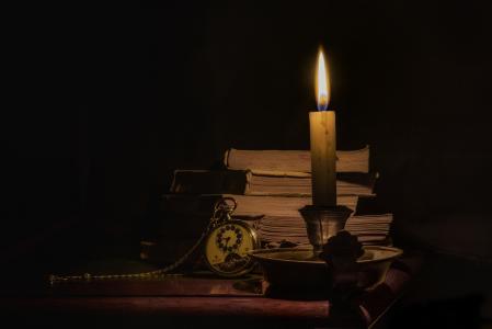 蜡烛，静物，书籍