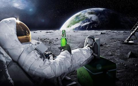 地球，嘉士伯，宇航员，啤酒，空间，月亮，宇航员