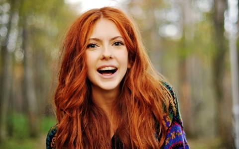 红头发，微笑，喜悦，情绪
