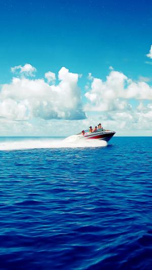 夏日乐趣海洋快艇乘坐iPhone 5壁纸