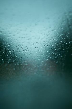 雨滴iPhone壁纸
