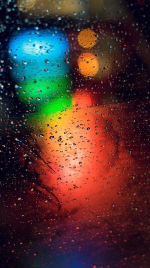 雨在玻璃蓝绿色红灯iPhone 6 Plus高清壁纸