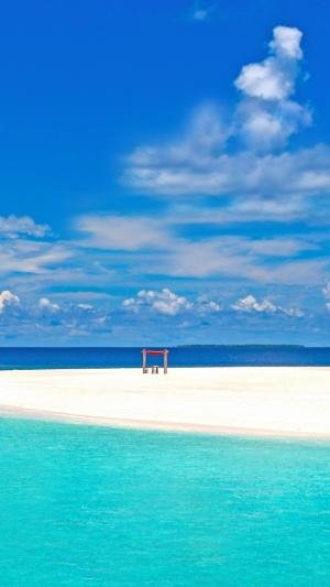 热带海滩清澈的蓝天iPhone 6壁纸