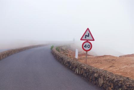 路，雾，标志，限速，路面