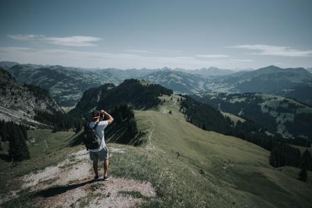 徒步旅行，瑞士阿尔卑斯山，背包徒步旅行，山，景观，丘陵，家伙，男子，背包，自然，天空，树，绿色，人，云