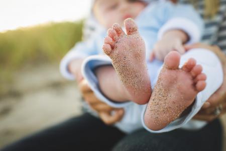 婴儿，脚，沙，家庭，人，脚趾